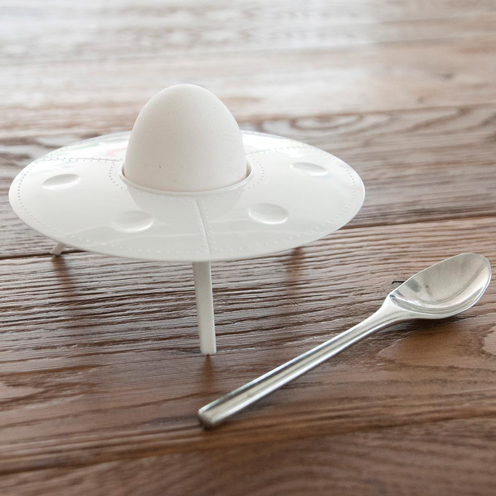 egg-51-flying-saucer-egg-cup-2.jpg