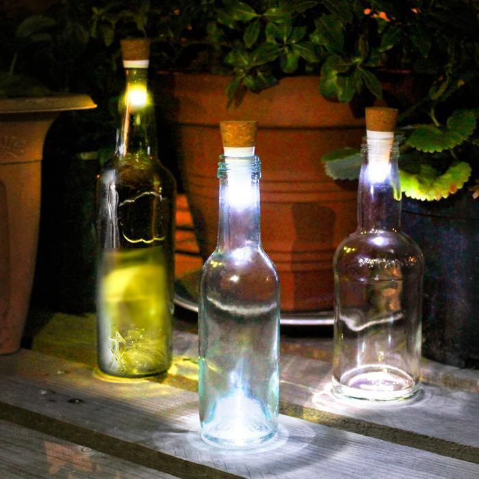 suck-uk-rechargeable-usb-bottle-light-suck-uk-yellow-octopus-30786341066_2000x2000.jpg