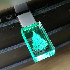 Флешка с гравировкой и подсветкой - фото 3