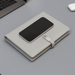 Ежедневник со встроенной зарядкой и флешкой 32 ГБ Оптимус - фото 4