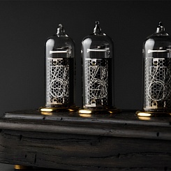 Ламповые часы из мореного дуба - фото 2