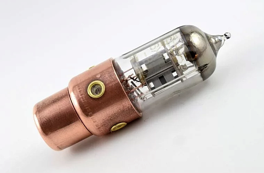 Флешка "Пятиэлектродная лампа"- фото 1