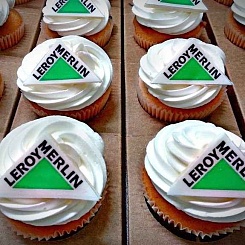 Капкейки с логотипом компании - фото 2