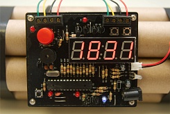 Будильник-динамит Чака Нориса - фото 5