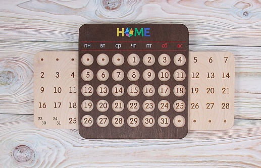 Вечный календарь из фанеры- фото 1