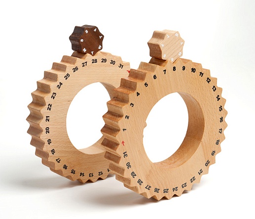 Вечный календарь "Две шестеренки"- фото 1