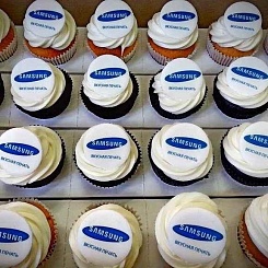 Капкейки с логотипом компании - фото 3