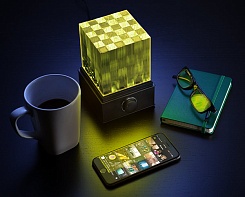 Светящаяся Bluetooth-колонка SuperNova Light Cube - изображение 5 Светящаяся Bluetooth-колонка SuperNova Light Cube - фото 5