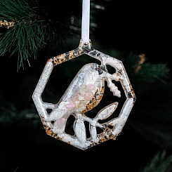 Елочная игрушка из смолы Снегирь - фото 4