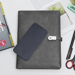 Вечный ежедневник Оптимус с зарядкой и флешкой 32 ГБ - фото 3