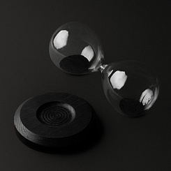 Песочные часы на подставке из дуба - фото 2